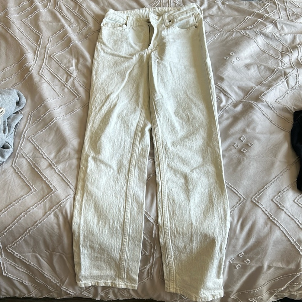 White H&M Straight Leg Jeans